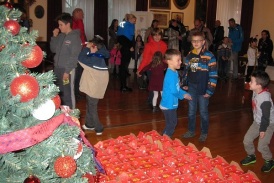 Muzej grada Perasta podijelio novogodišnje paketiće